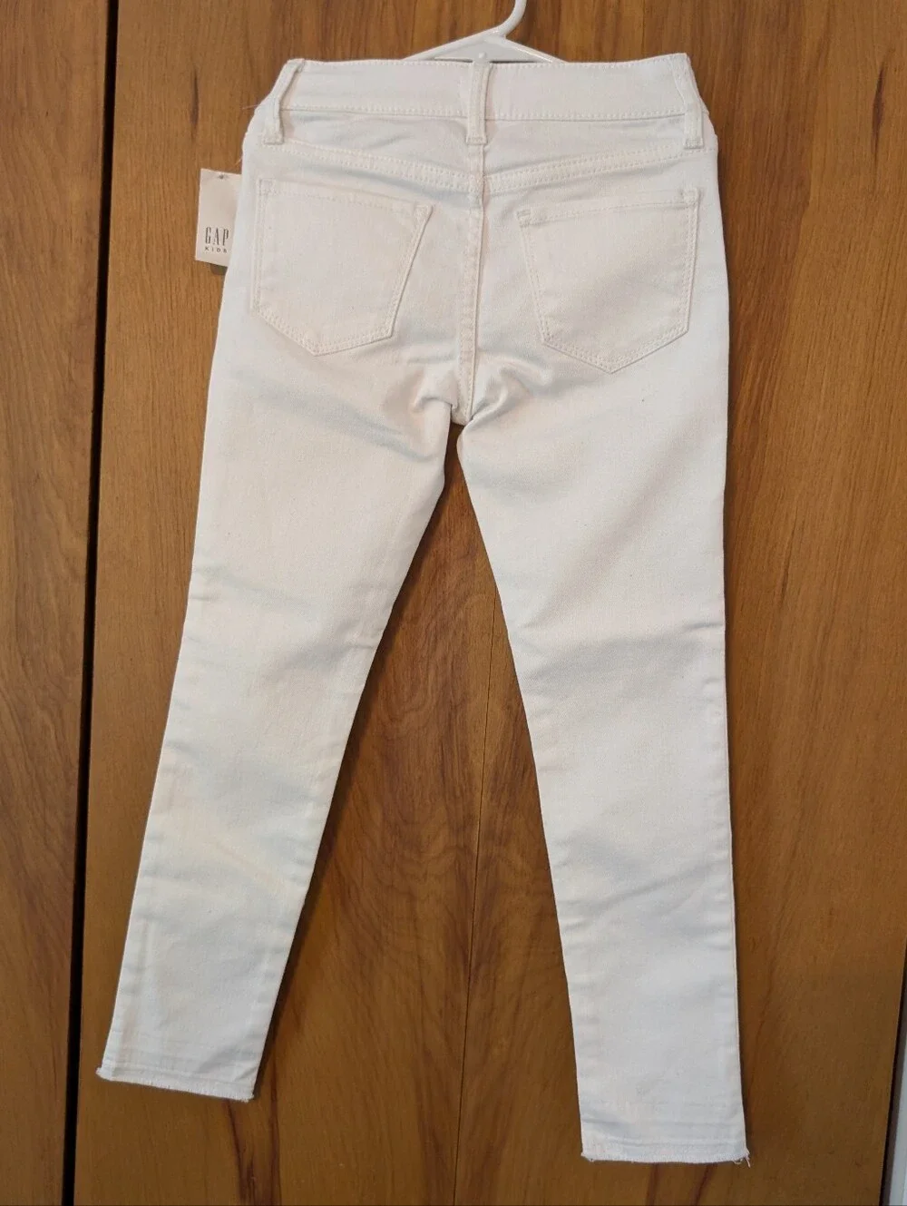 GAP White Kid's Skinny Jeans size 8 Slim